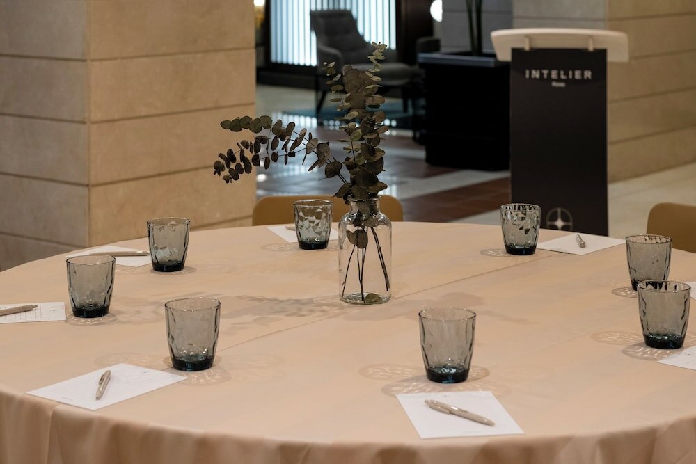 Фото Intelier Rosa