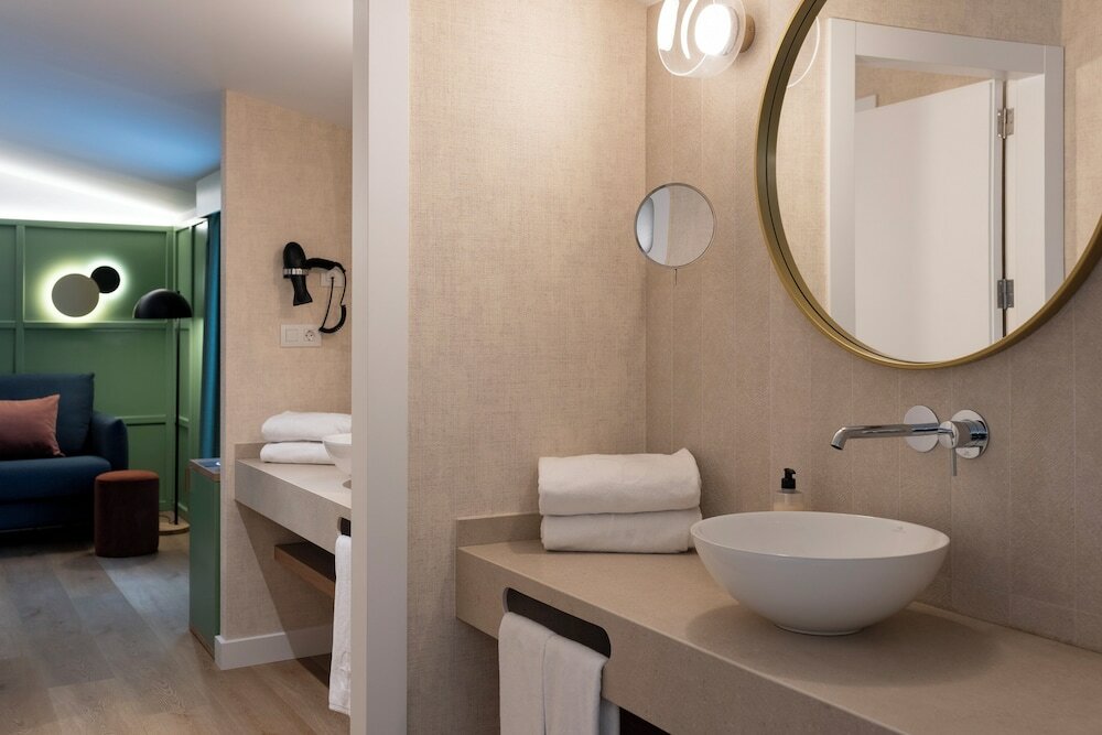 Фото Intelier Rosa