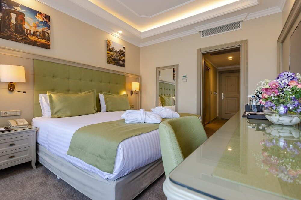 Фото Hotel London 1889