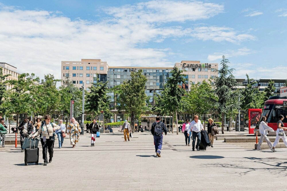 Фото Campanile Lyon Centre - Gare Part Dieu