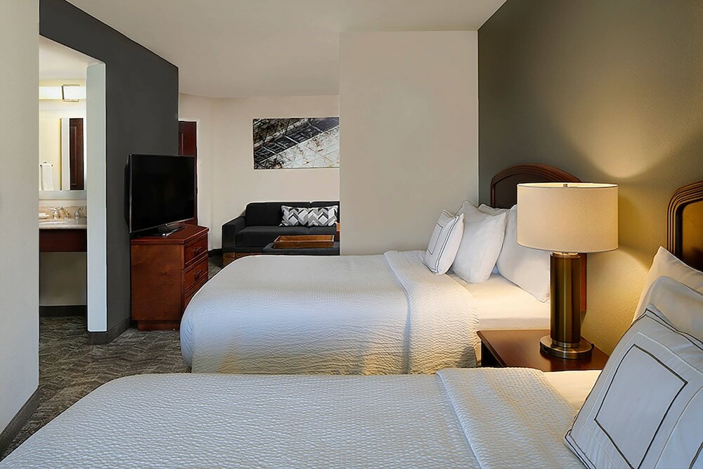 Фото SpringHill Suites by Marriott Tampa Westshore Airport