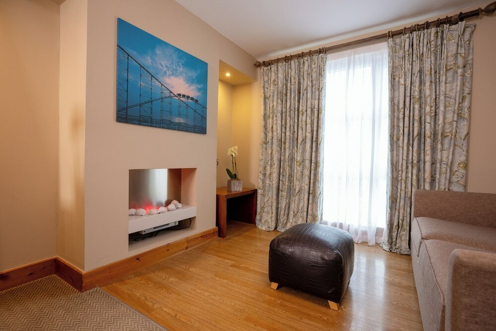 Фото Big Blue Hotel