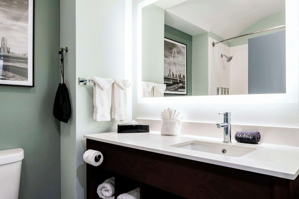 Фото Best Western Executive Inn