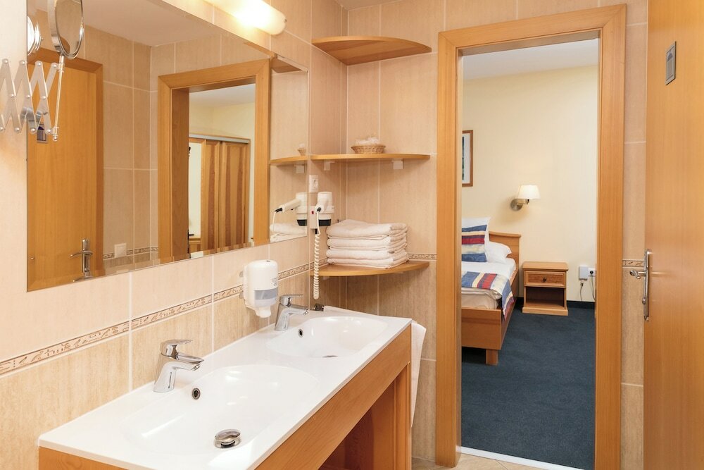 Фото Hotel Kalvaria