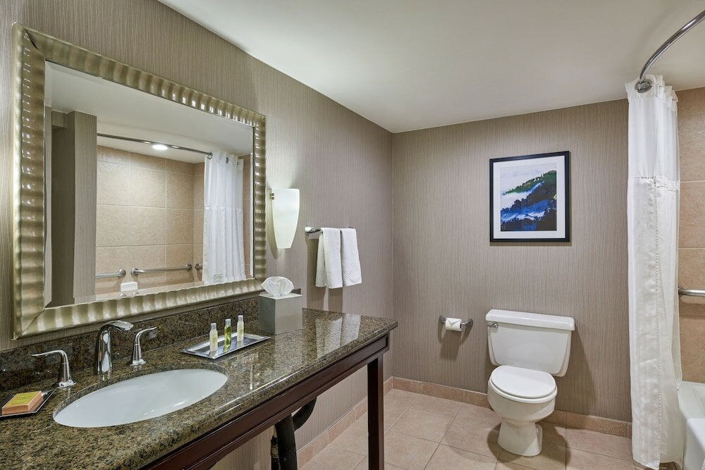 Фото DoubleTree by Hilton Hotel Salt Lake City Airport