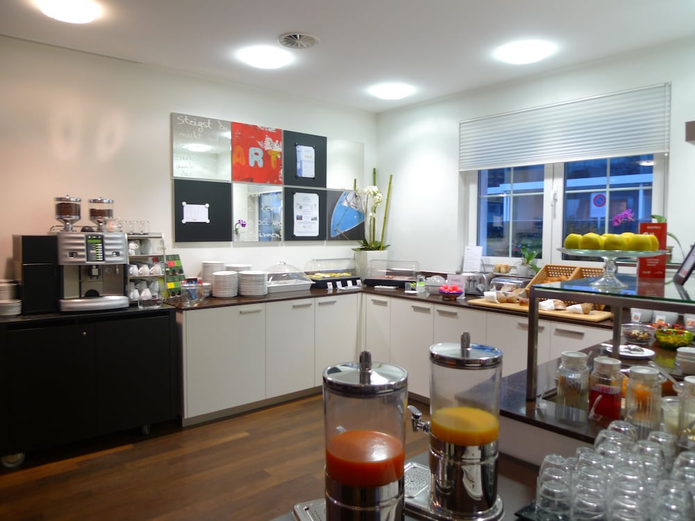 Фото Businesshotel Lux