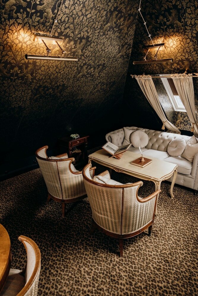 Фото Hotel Charmante