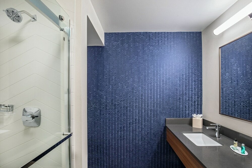 Фото Fairfield Inn & Suites by Marriott Saratoga Malta