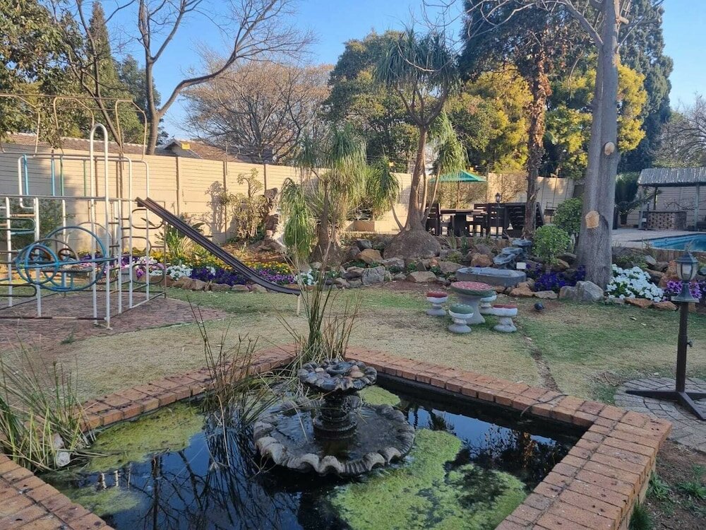 Фото Emerald Guesthouse