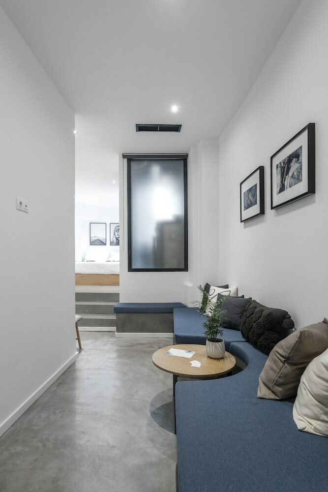 Фото Melo Athens