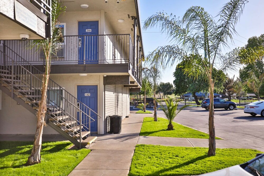 Фото Motel 6 Sacramento, Ca - Central