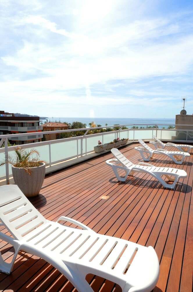 Фото Evenia President Hotel