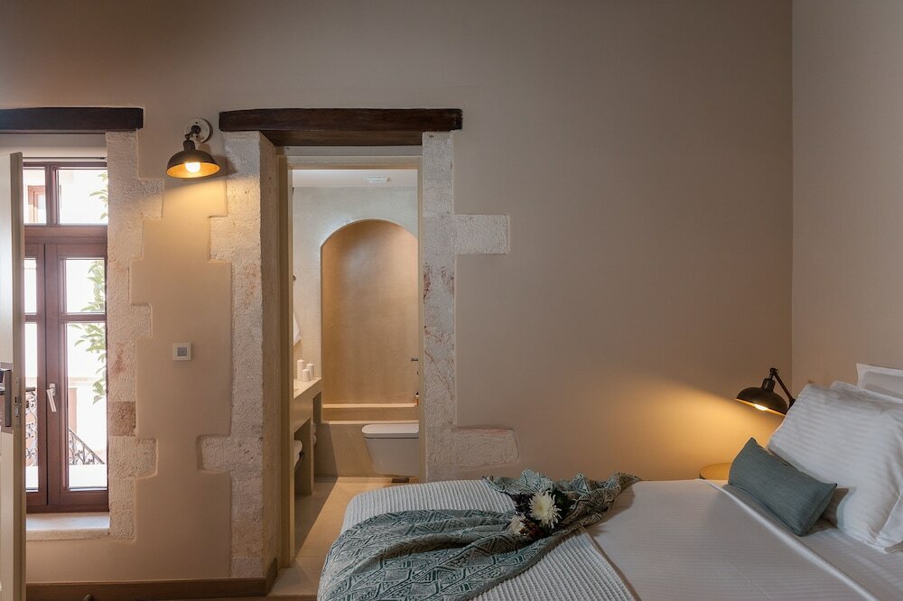 Фото Serenissima Boutique Hotel