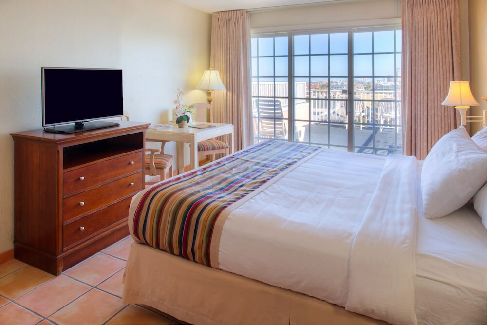 Фото Paradise Plaza Inn