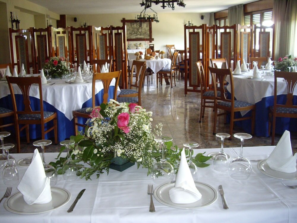 Фото Hostal Siete Picos