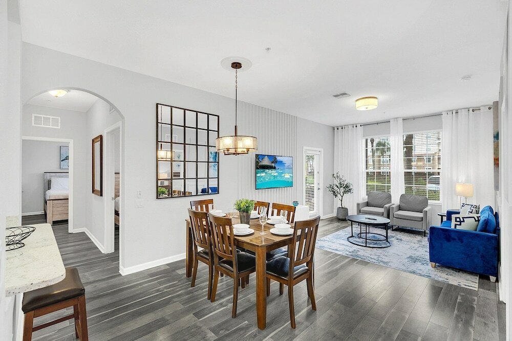 Фото 4862 Cayview Ave № 110