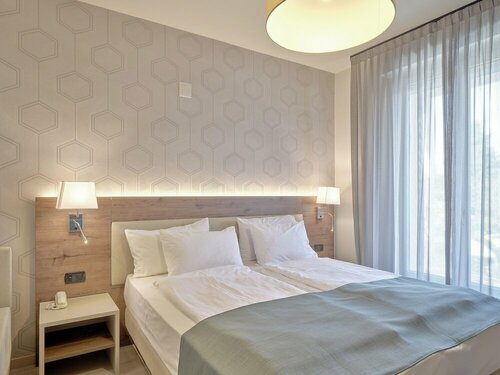 Внешний вид отеля Hotel Bisesti в Гарде, фото 4