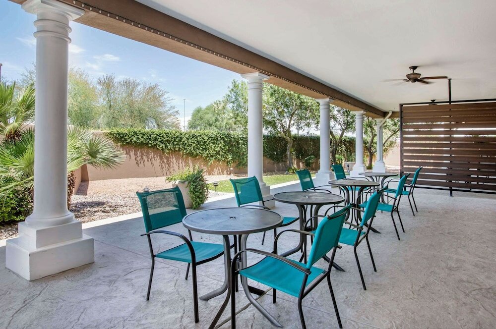 Фото Country Inn & Suites by Radisson, Mesa, Az