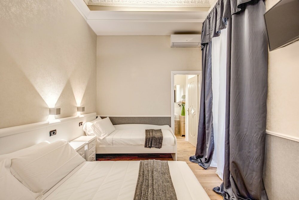 Фото Suite in Rome Veneto