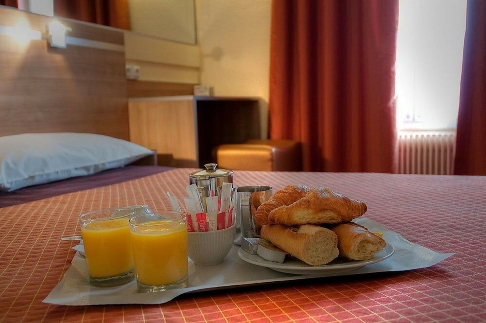 Фото Hôtel de France Quartier Latin