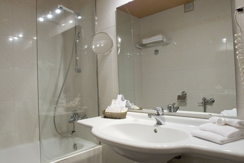 Фото Hotel Anyóspark Mountain & Wellness Resort