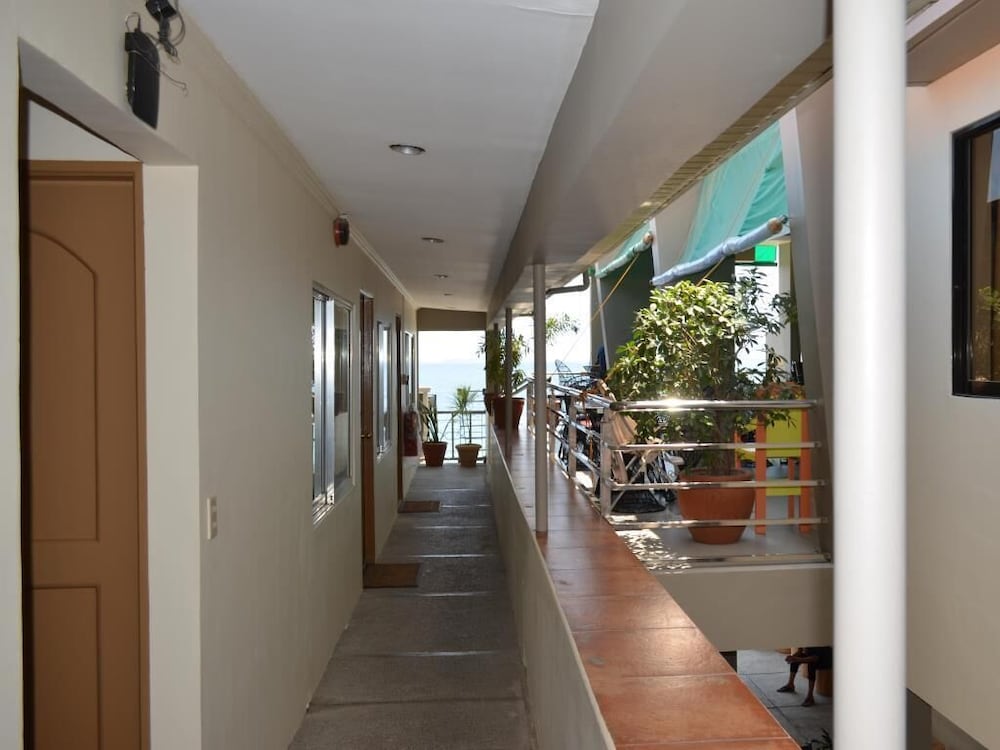 Фото Amanentez Olongapo