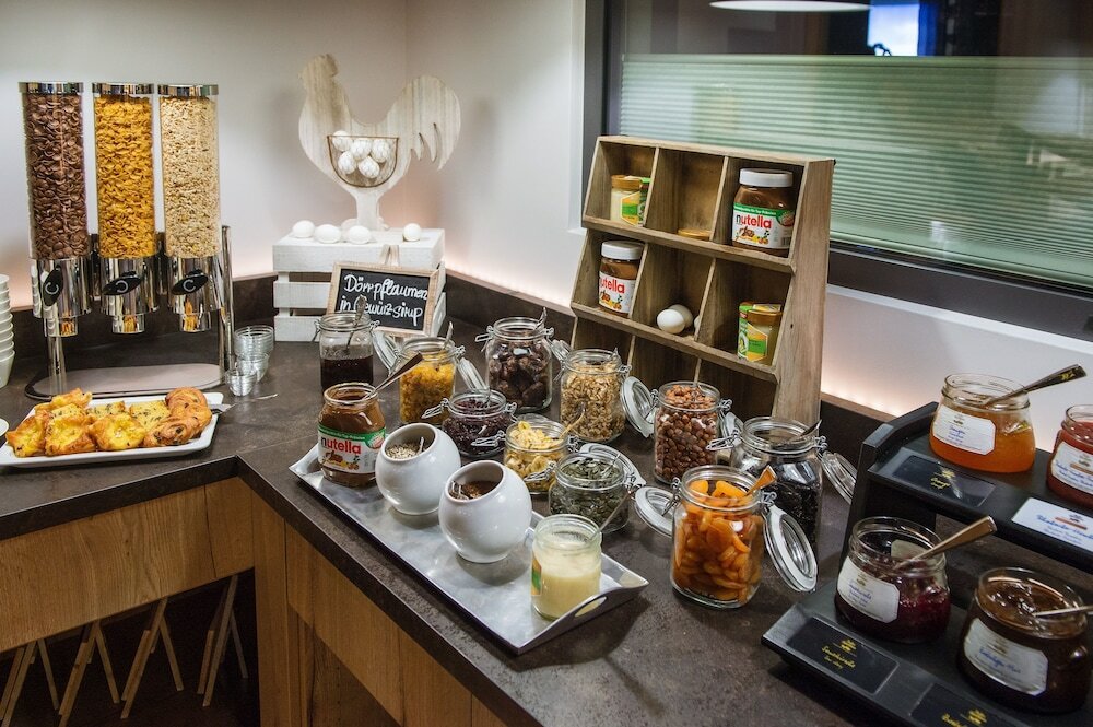 Фото Akzent Hotel Villa Saxer