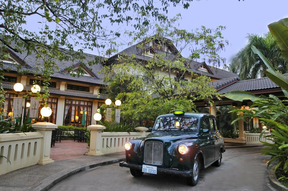 Фото Settha Palace Hotel