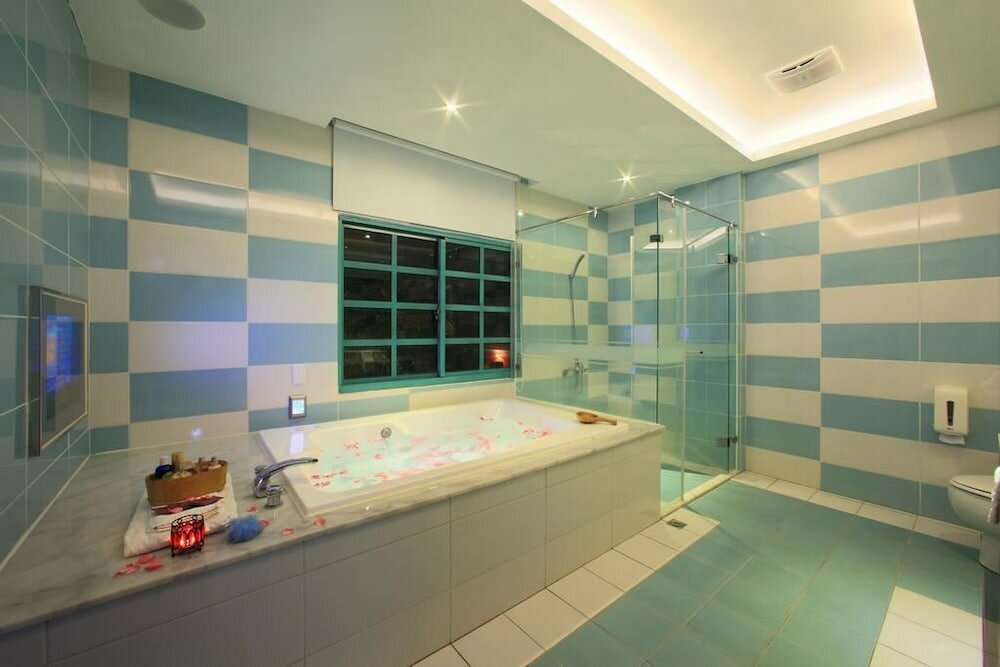 Фото Roman Vacation Motel