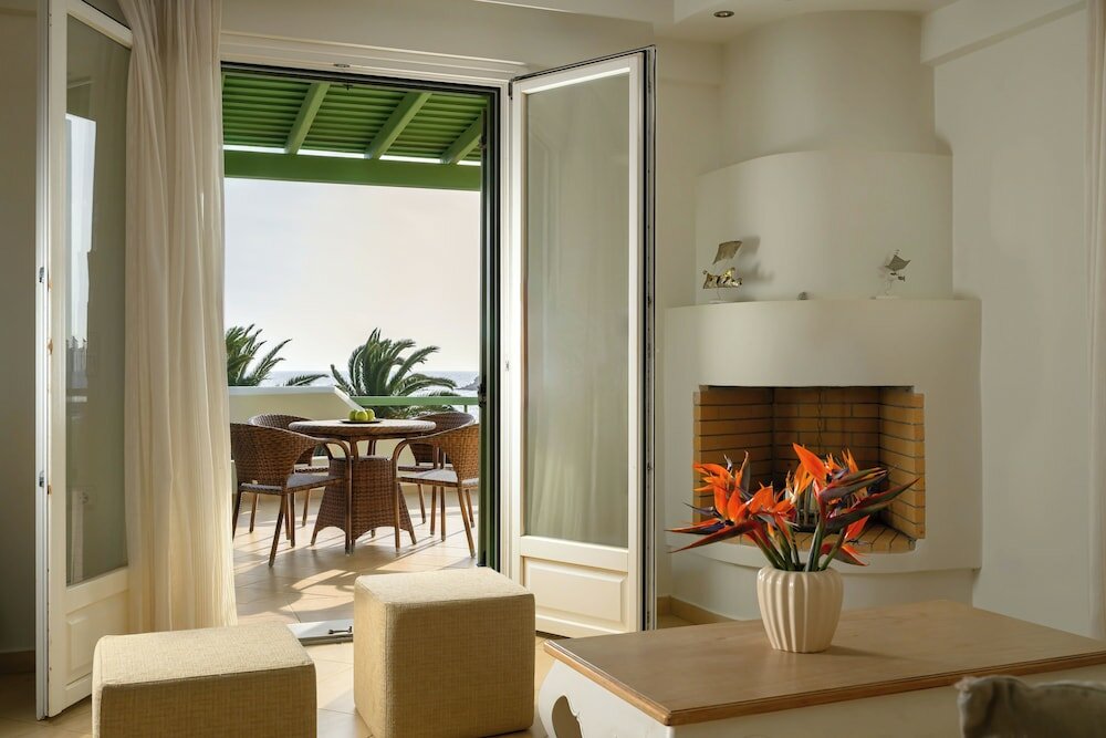 Фото Finikas Hotel