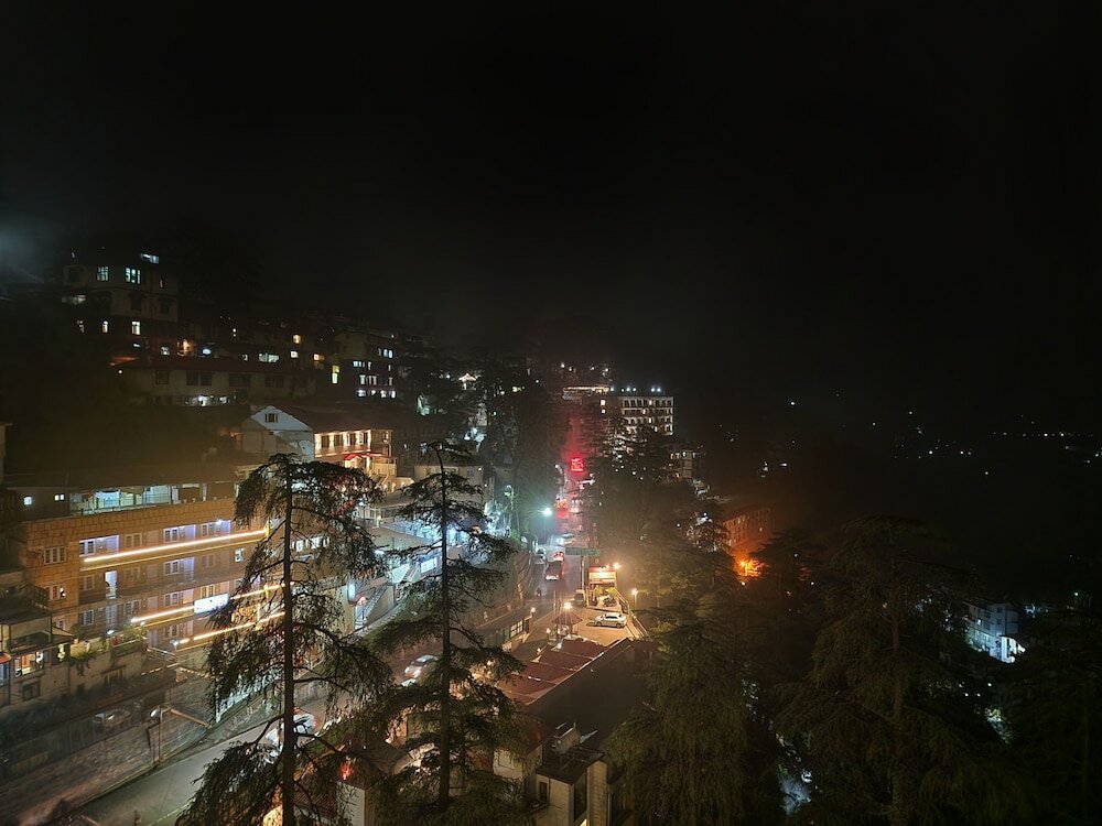 Фото Hotel Surya