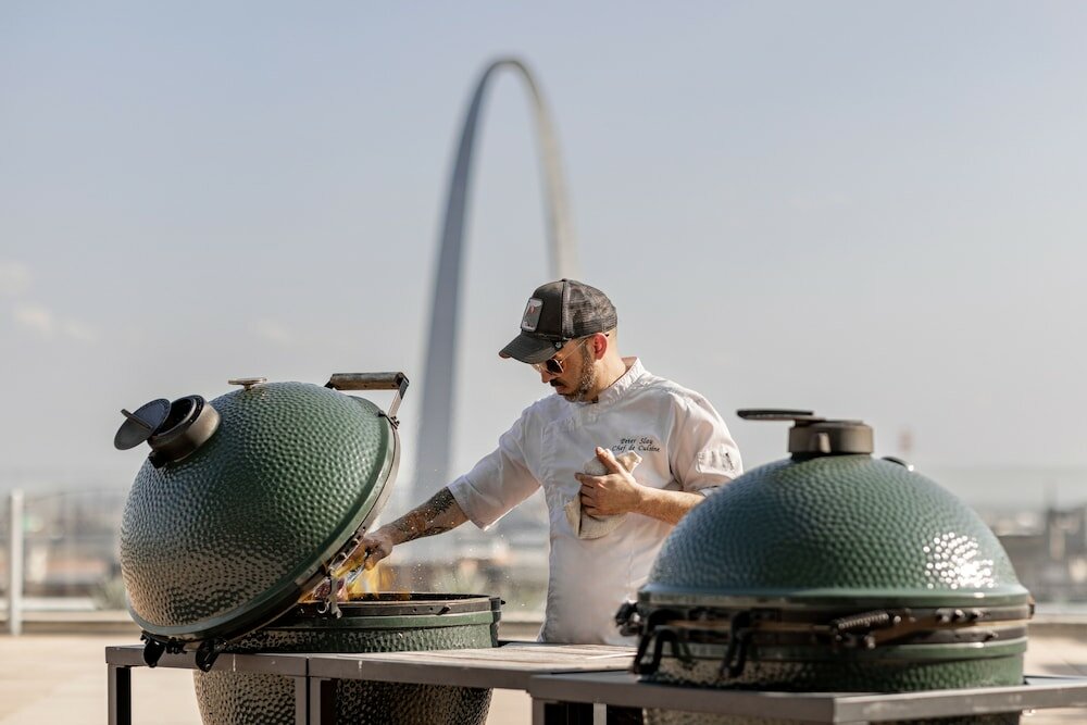 Фото Four Seasons Hotel St Louis