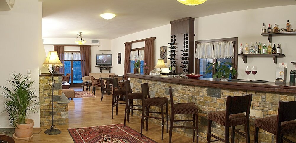 Фото Erofili Hotel and Suites