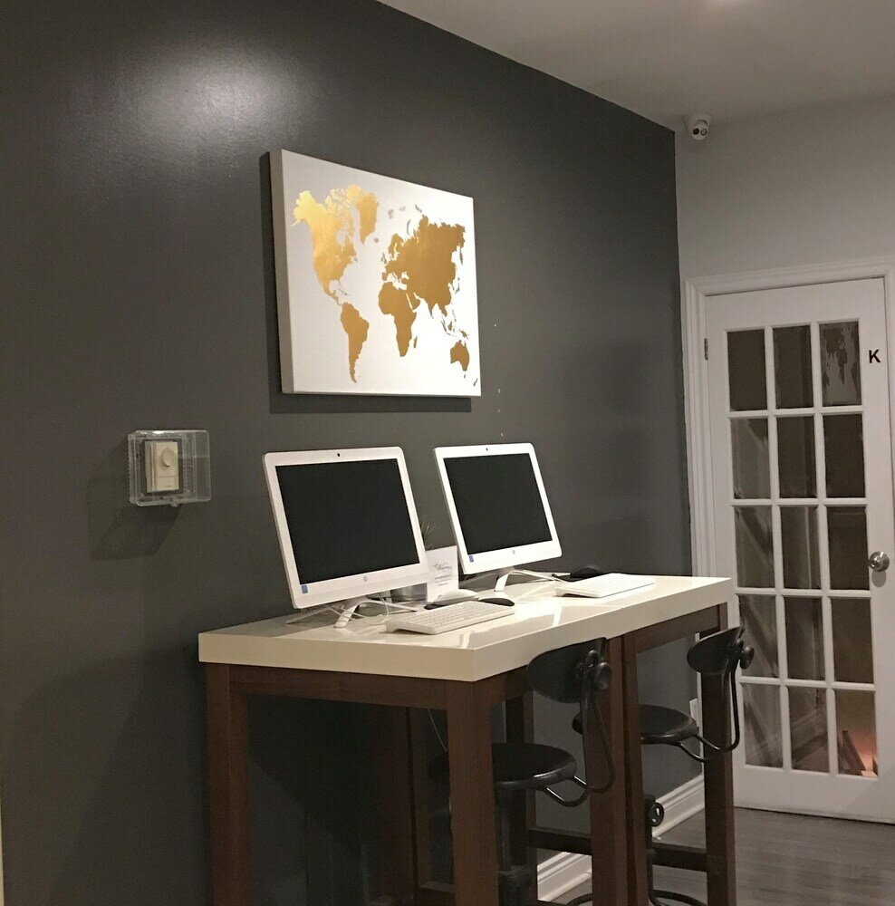 Фото The Clarence Park