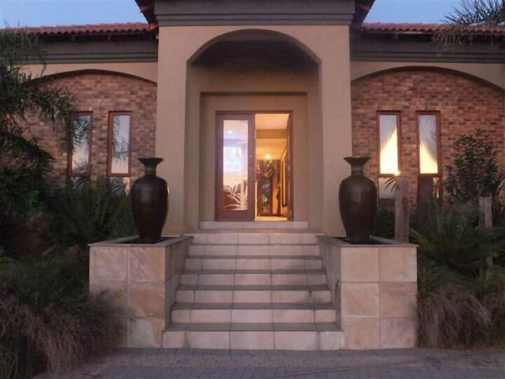 Фото Witwater Guest House