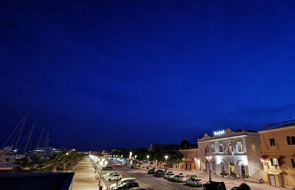 Фото Отель Hieracon