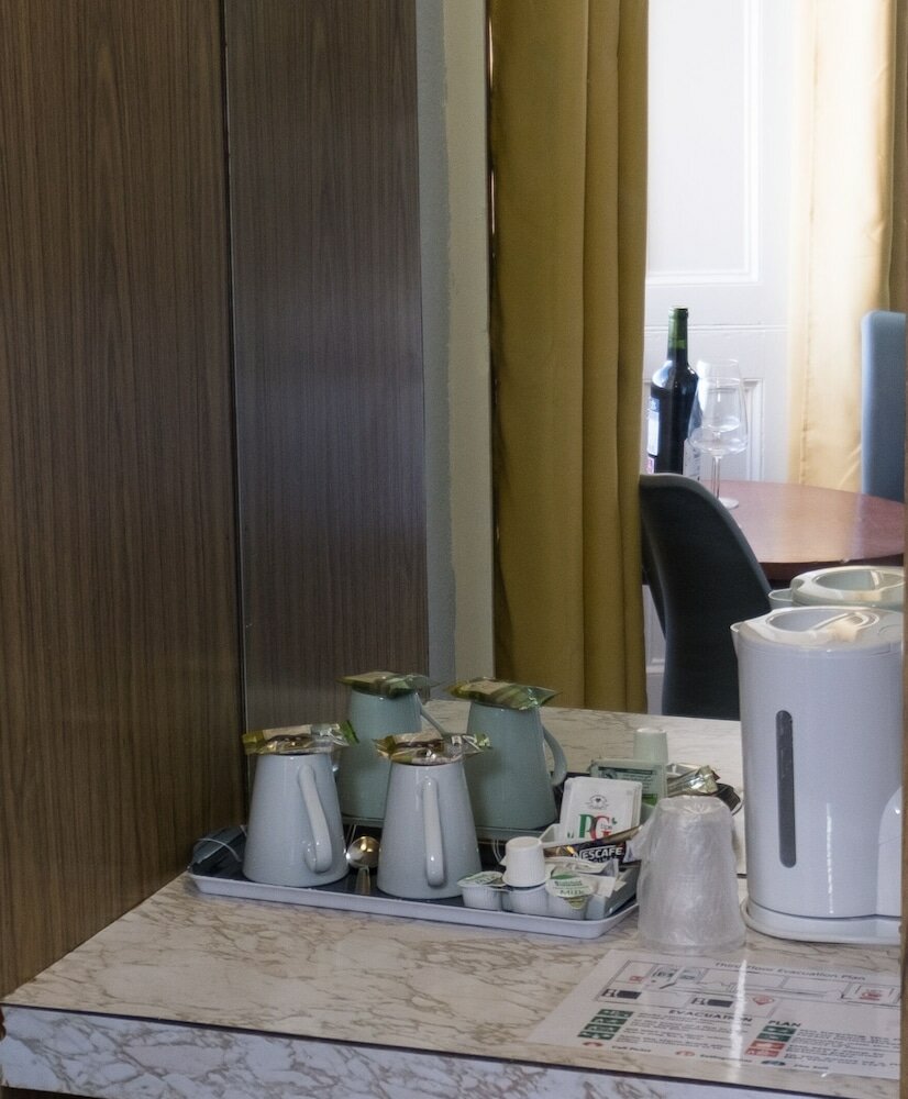 Фото Royal Lion Hotel