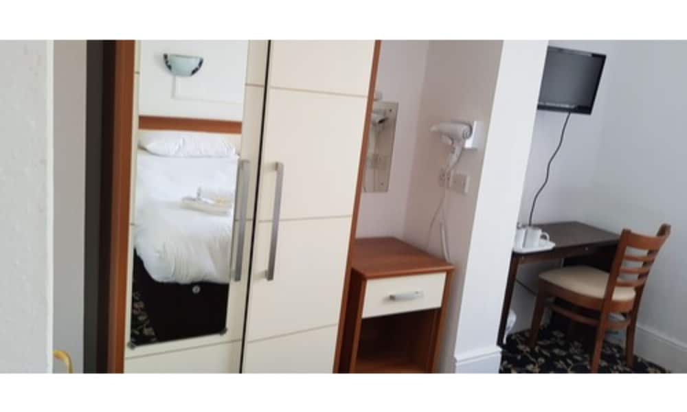 Фото Andorra Guest Accommodation