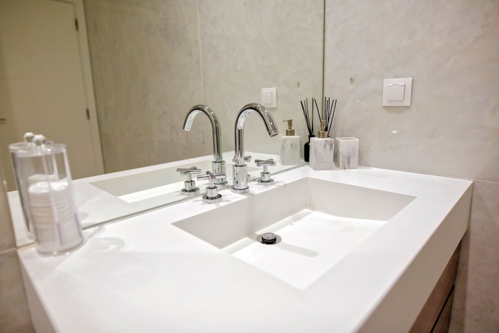 Фото Industrial Lisbon Apartment - Adults Only