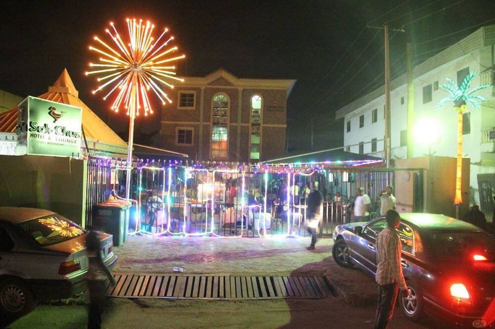 Фото отеля 1