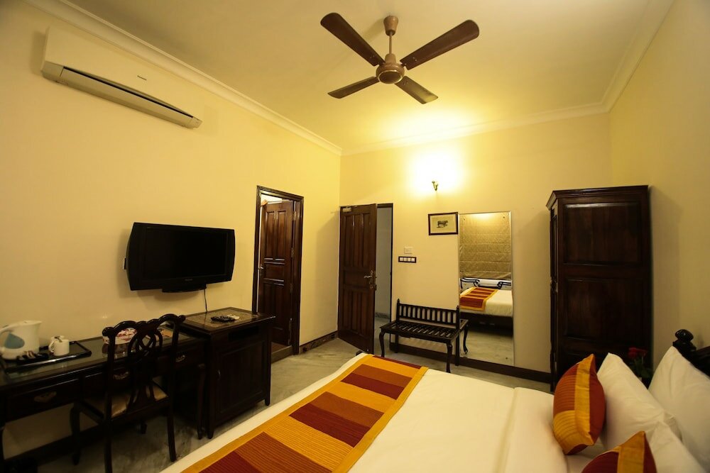 Фото Jd Hotel Four Boutique