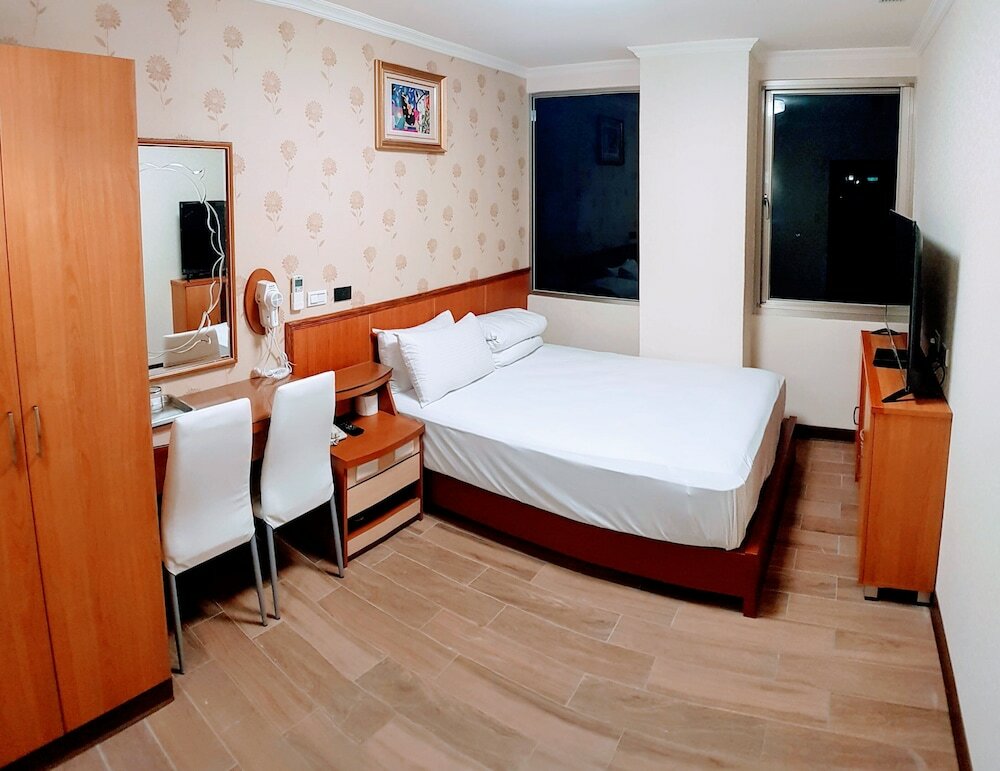 Фото New May Flower Hotel