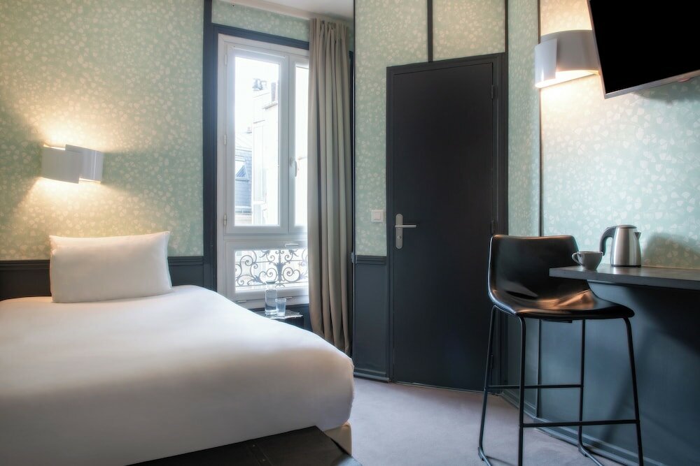 Фото Hotel Avama Prony