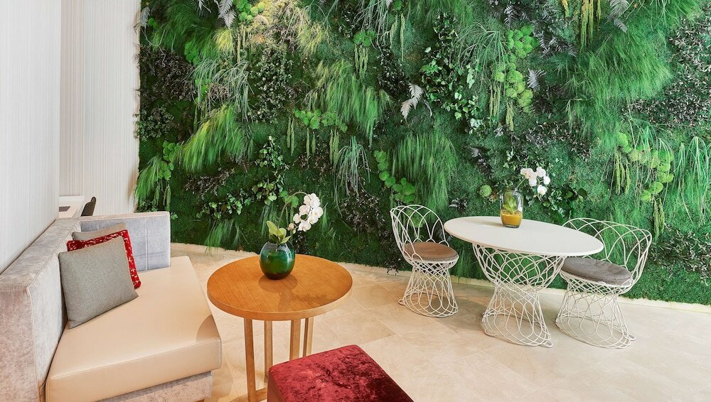 Фото Nh Collection Marseille