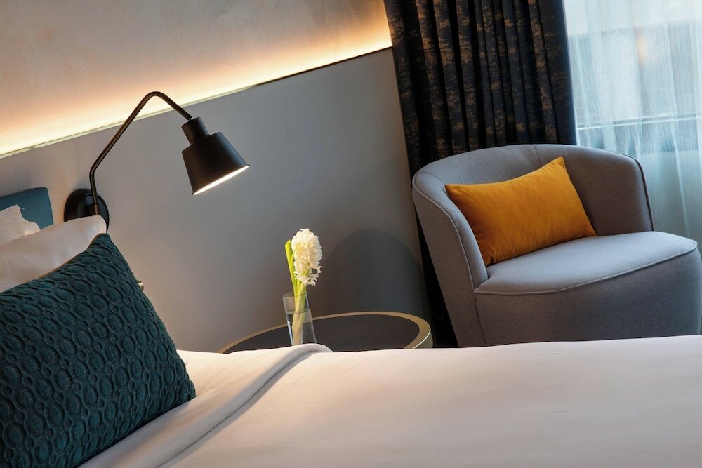 Фото Renaissance Barcelona Hotel