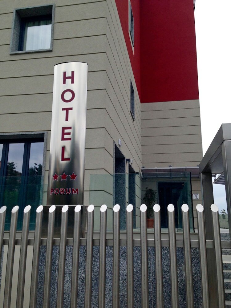 Фото Hotel Forum
