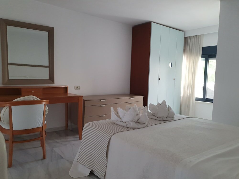 Фото Elizabeth Suites