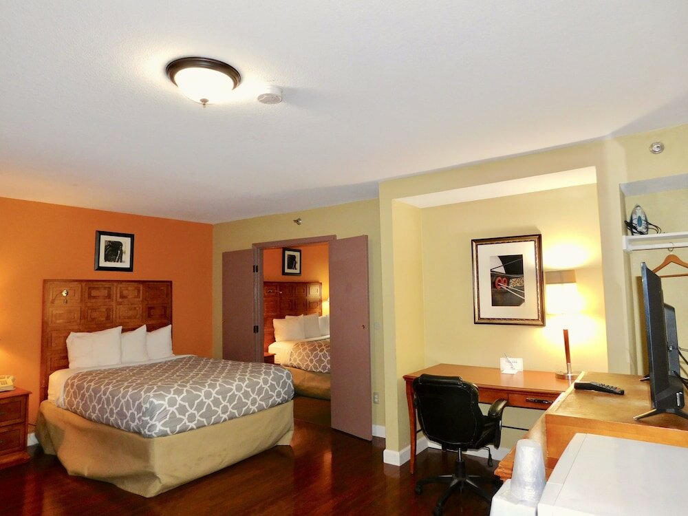 Фото Americas Best Value Inn & Suites Anchorage Airport