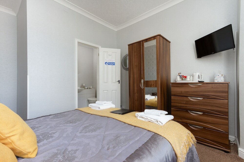 Фото The Richley Hotel