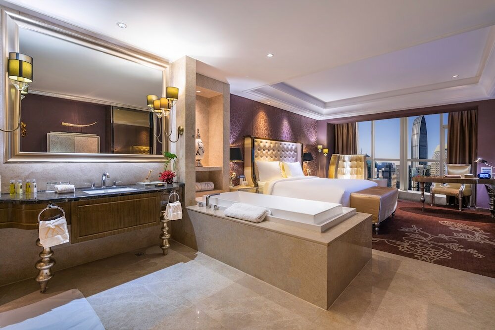 Фото Modern Classic Hotel